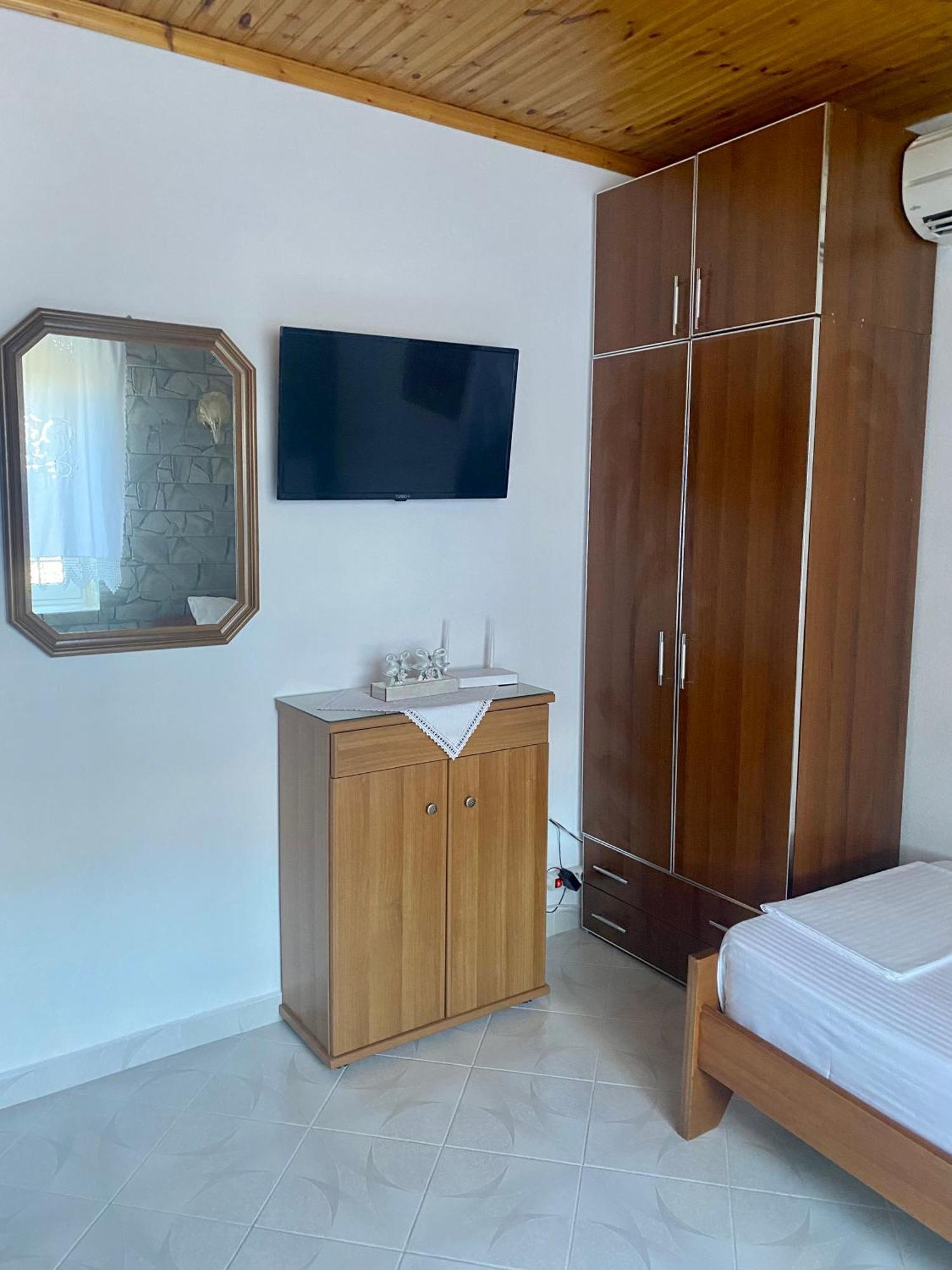 Panoramic View Guest House Gjirokastër Dış mekan fotoğraf