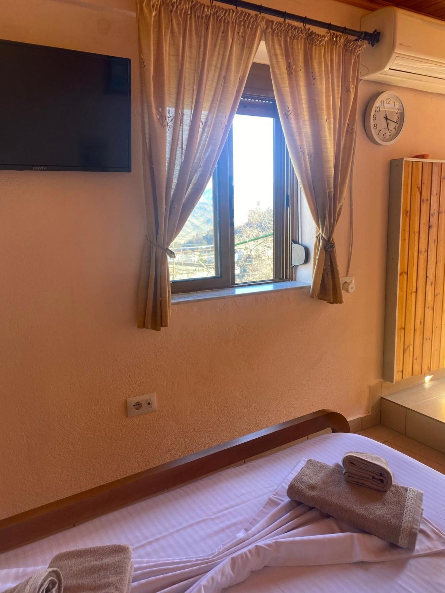 Panoramic View Guest House Gjirokastër Dış mekan fotoğraf