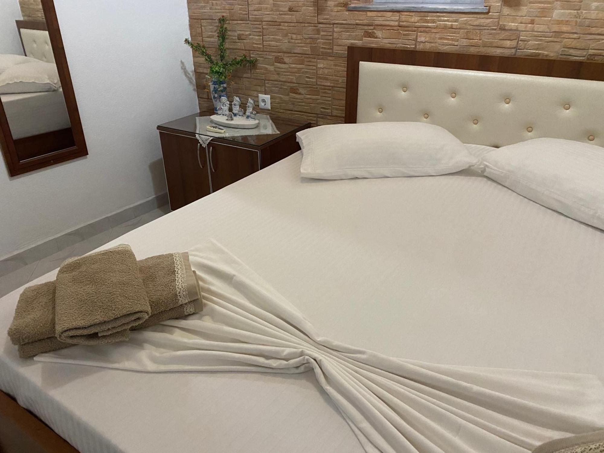 Panoramic View Guest House Gjirokastër Dış mekan fotoğraf