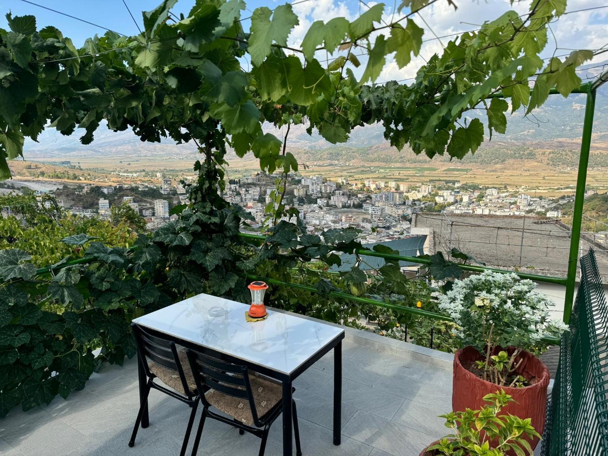Panoramic View Guest House Gjirokastër Dış mekan fotoğraf